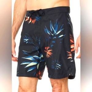 Vans Mixed Board Shorts *NWT*